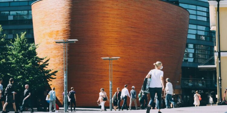 Helsingissä ryöstöt kasvussa merkittävästi