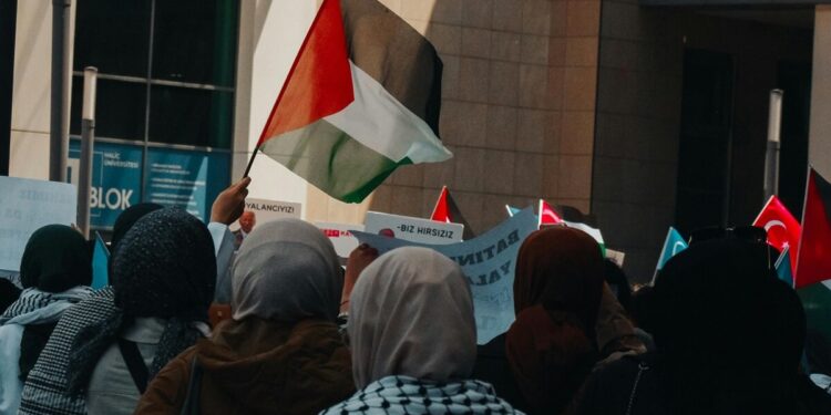 Palestiinalaisten mielenosoitus