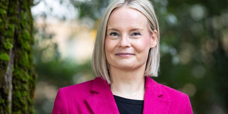 Riikka kertoi kotouttamisen säästöistä